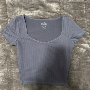 Hollister Women's Blue Ribbed Crop Top